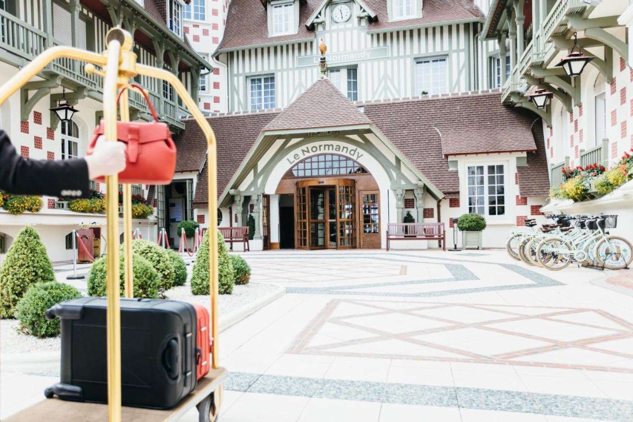 Hotel Barriere Le Normandy Deauville Exteriör bild
